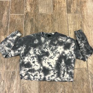 Wild fable tie dye crew neck cropped sweater blue